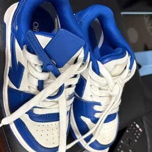 Off-White Kids Blue and White Sneakers